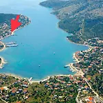 Beachfront Luxury Vila *