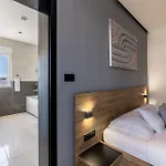 Villa Beachfront Luxury *