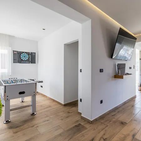 Beachfront Luxury Villa Vinišće