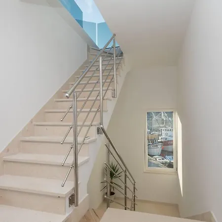 Beachfront Luxury Vinišće