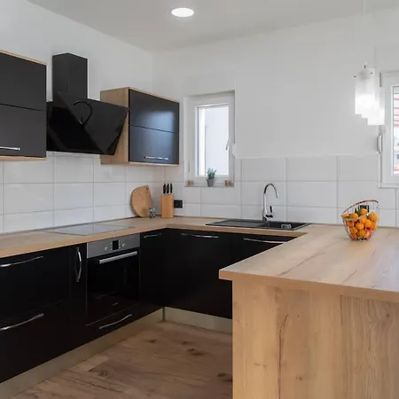 Beachfront Luxury Villa *