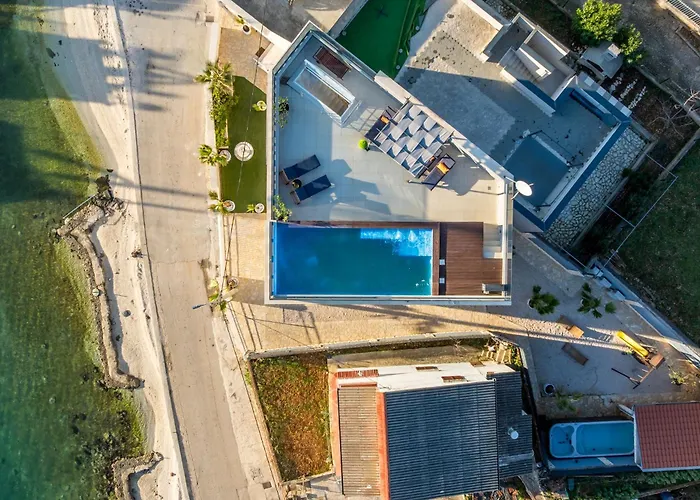 Villa Beachfront Luxury Vinišće